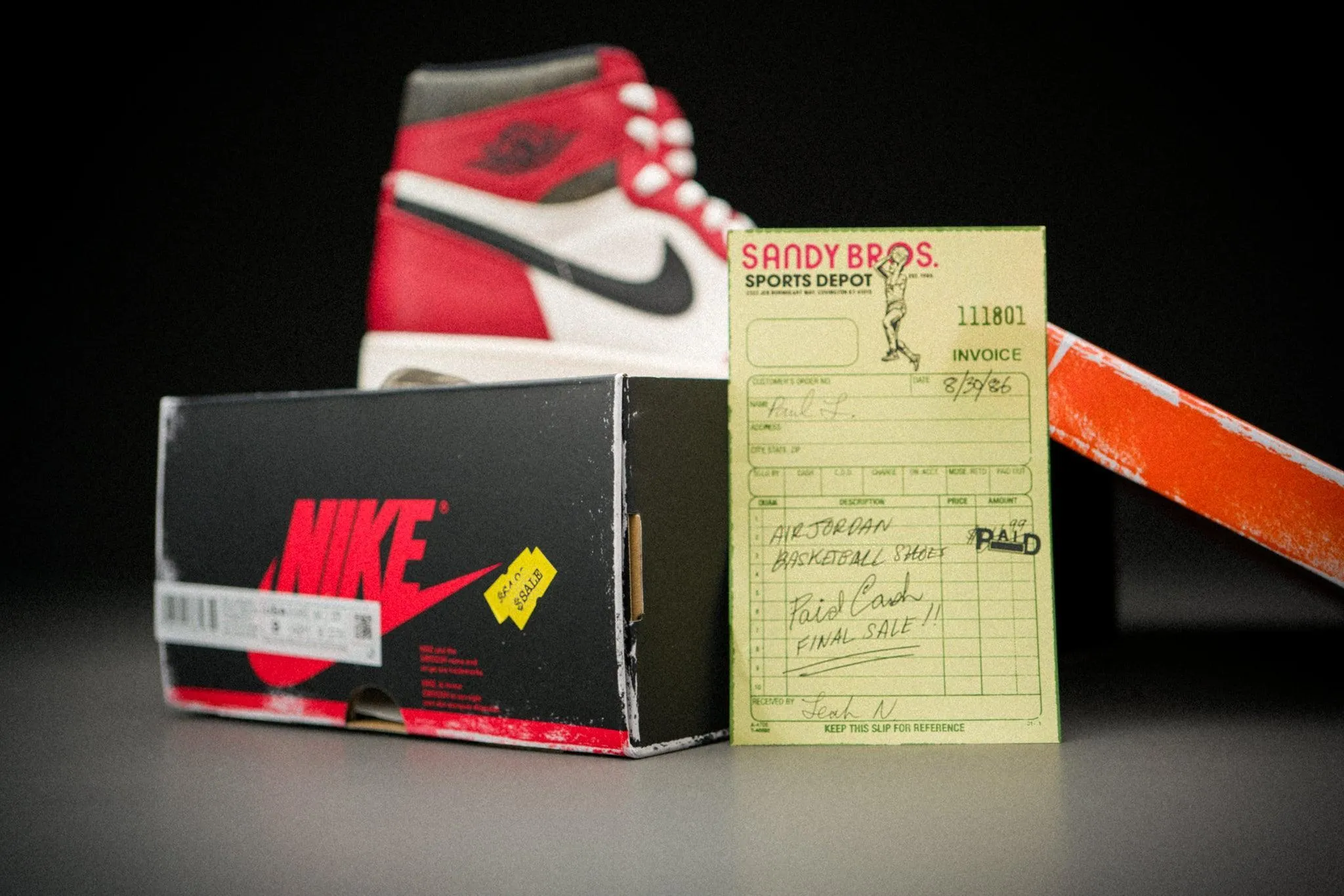 Air Jordan 1 Retro High OG Chicago Lost and Found