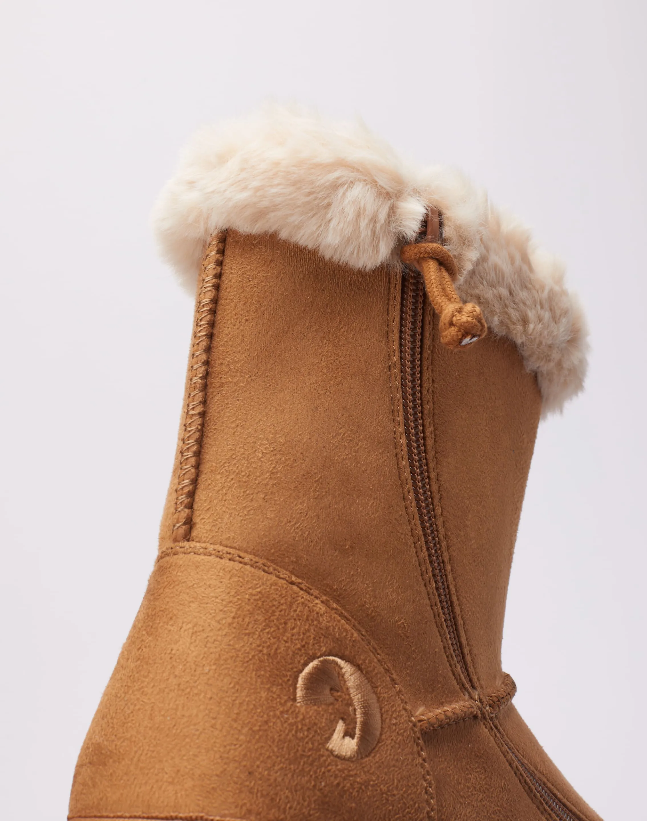 Billy Footwear Cozy Boots