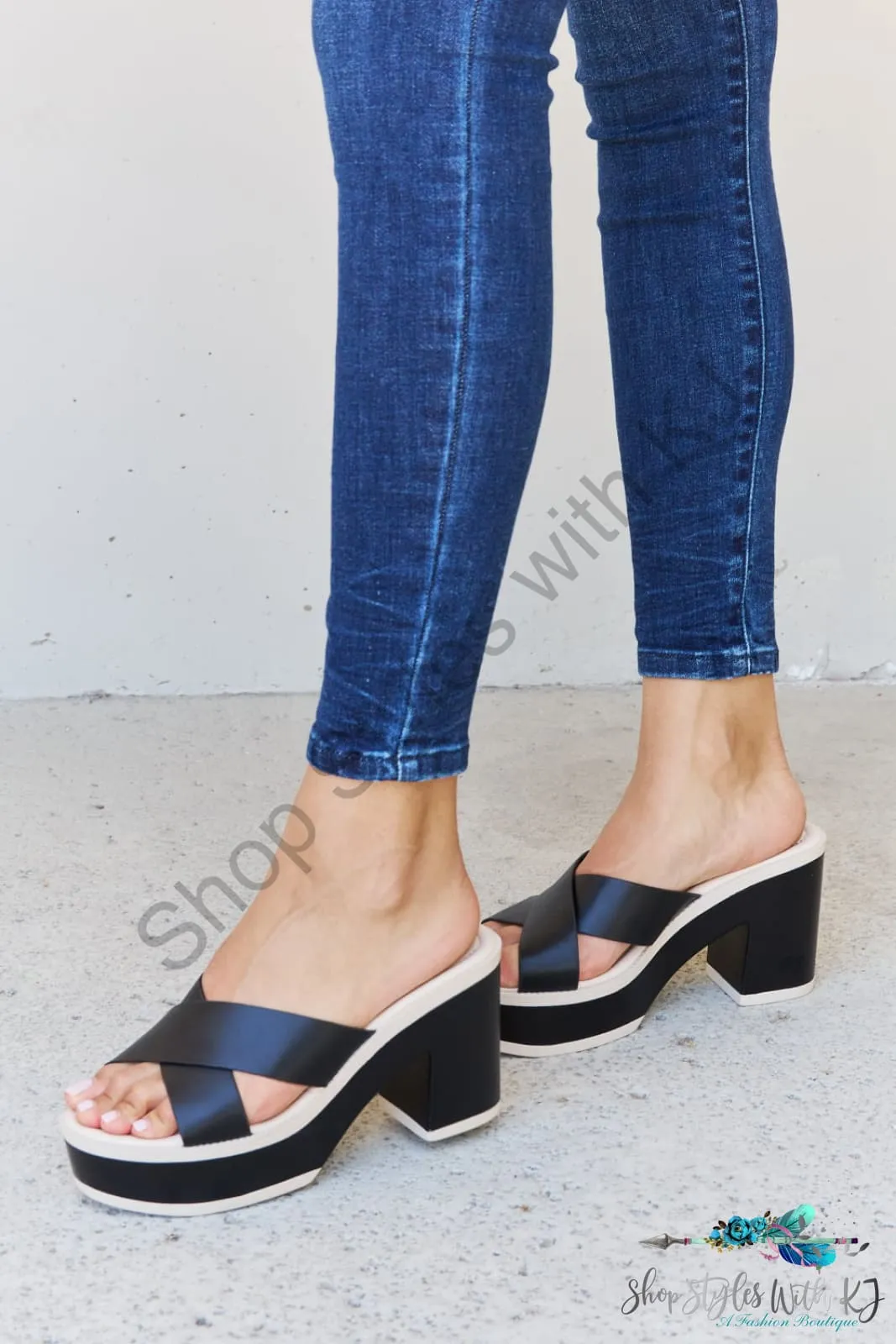 Cherish The Moments Contrast Platform Sandals in Black