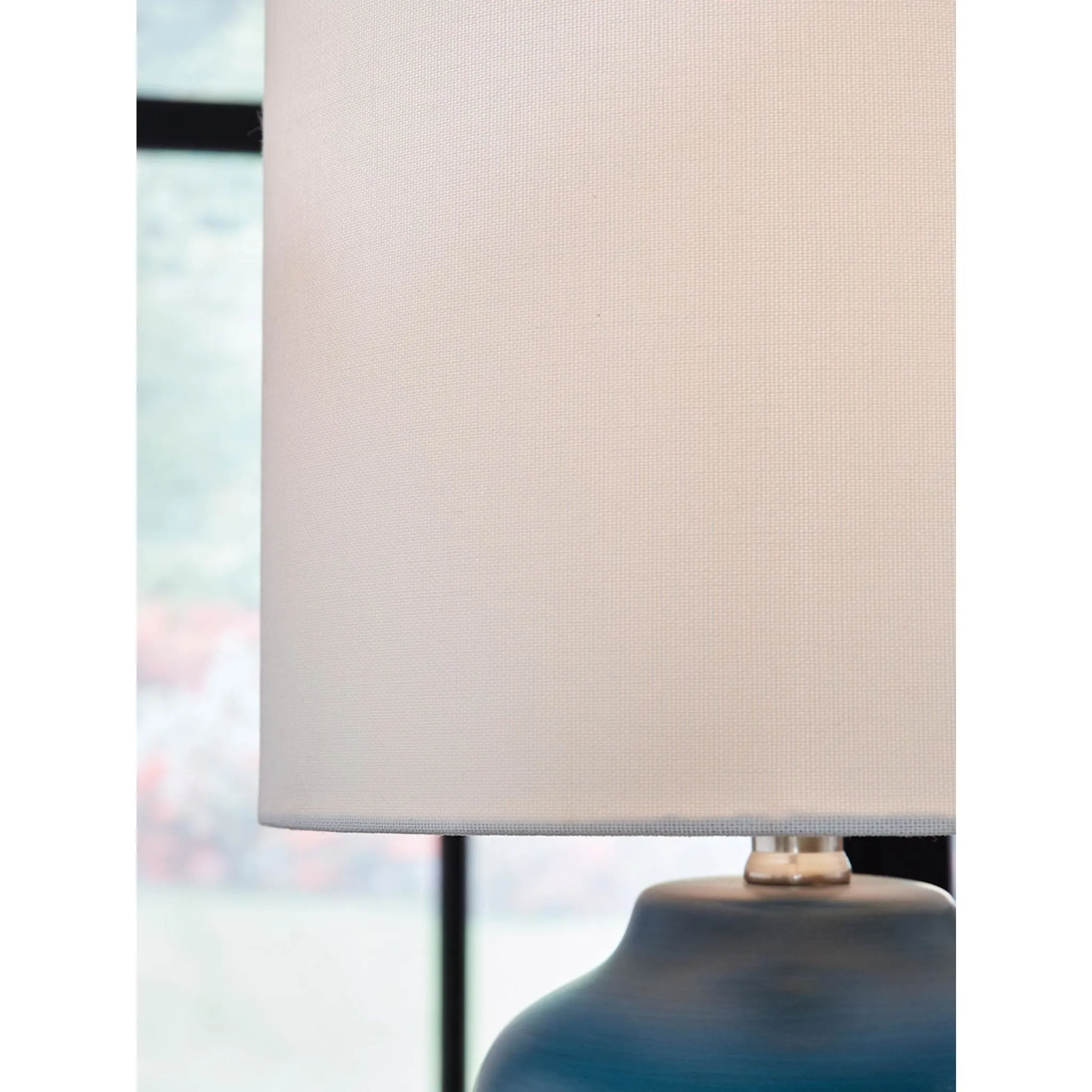 Gierburg Table Lamp