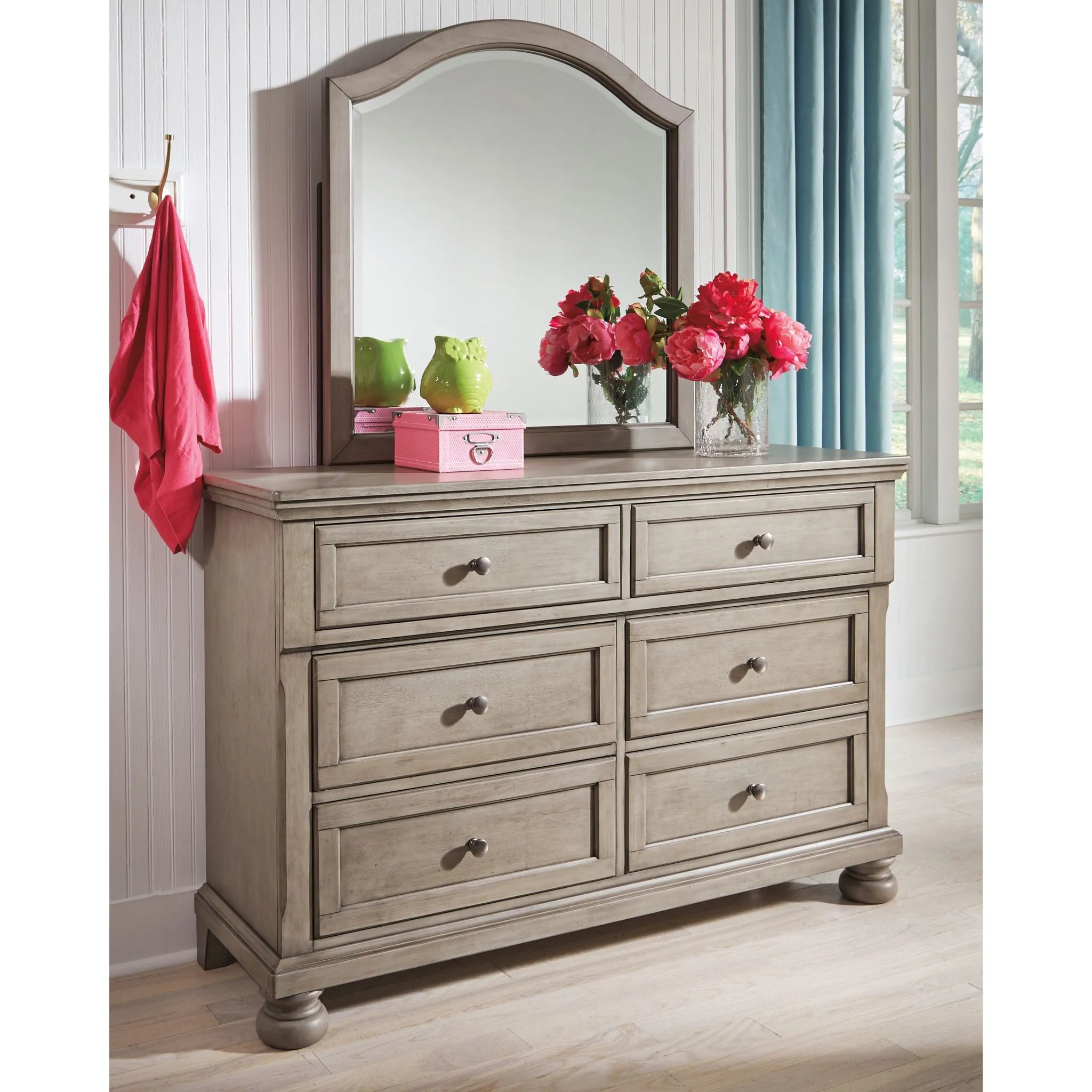 Lettner Dresser and Mirror