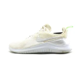 NIKE FREE TR 8