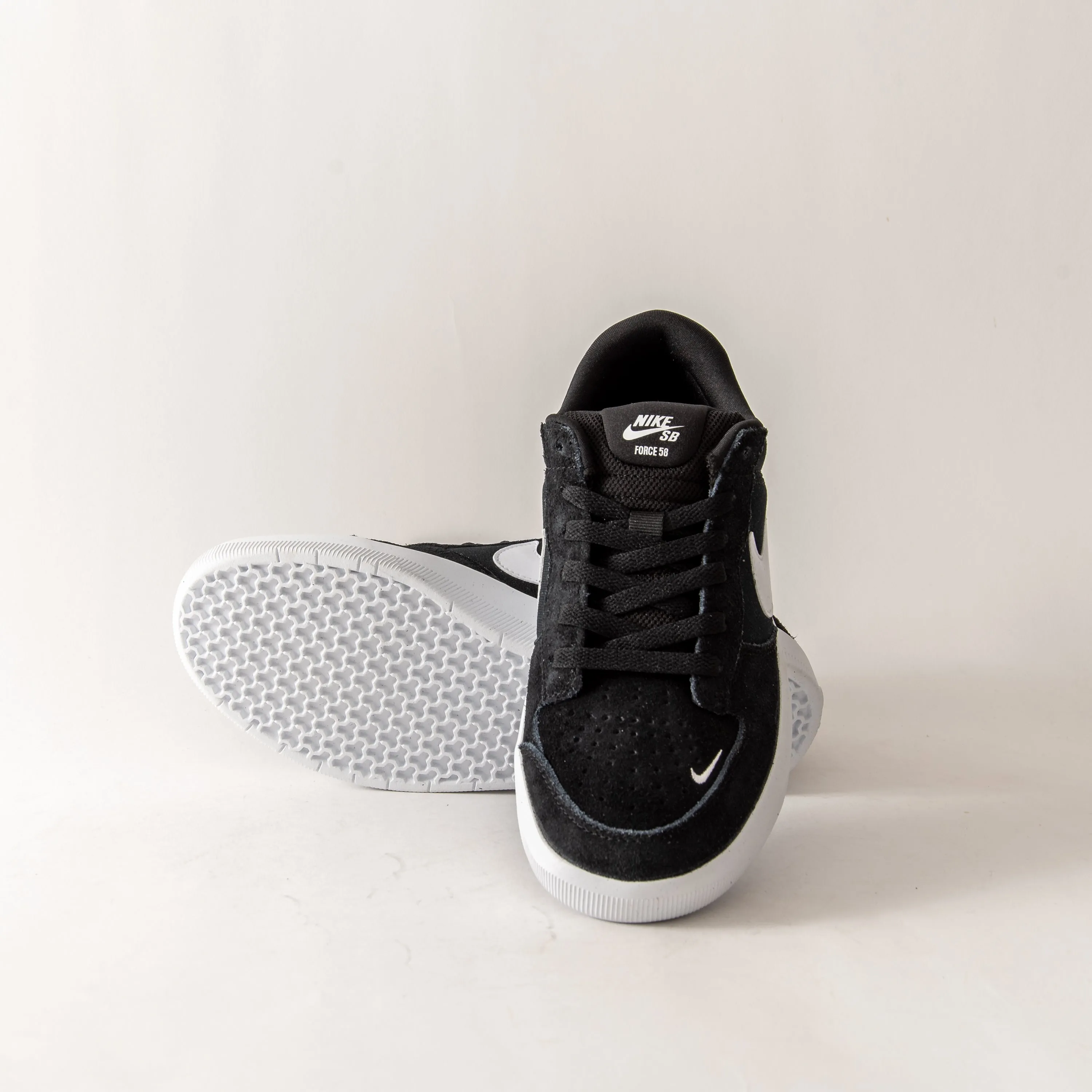 Nike SB - Force 58 (Black/White)