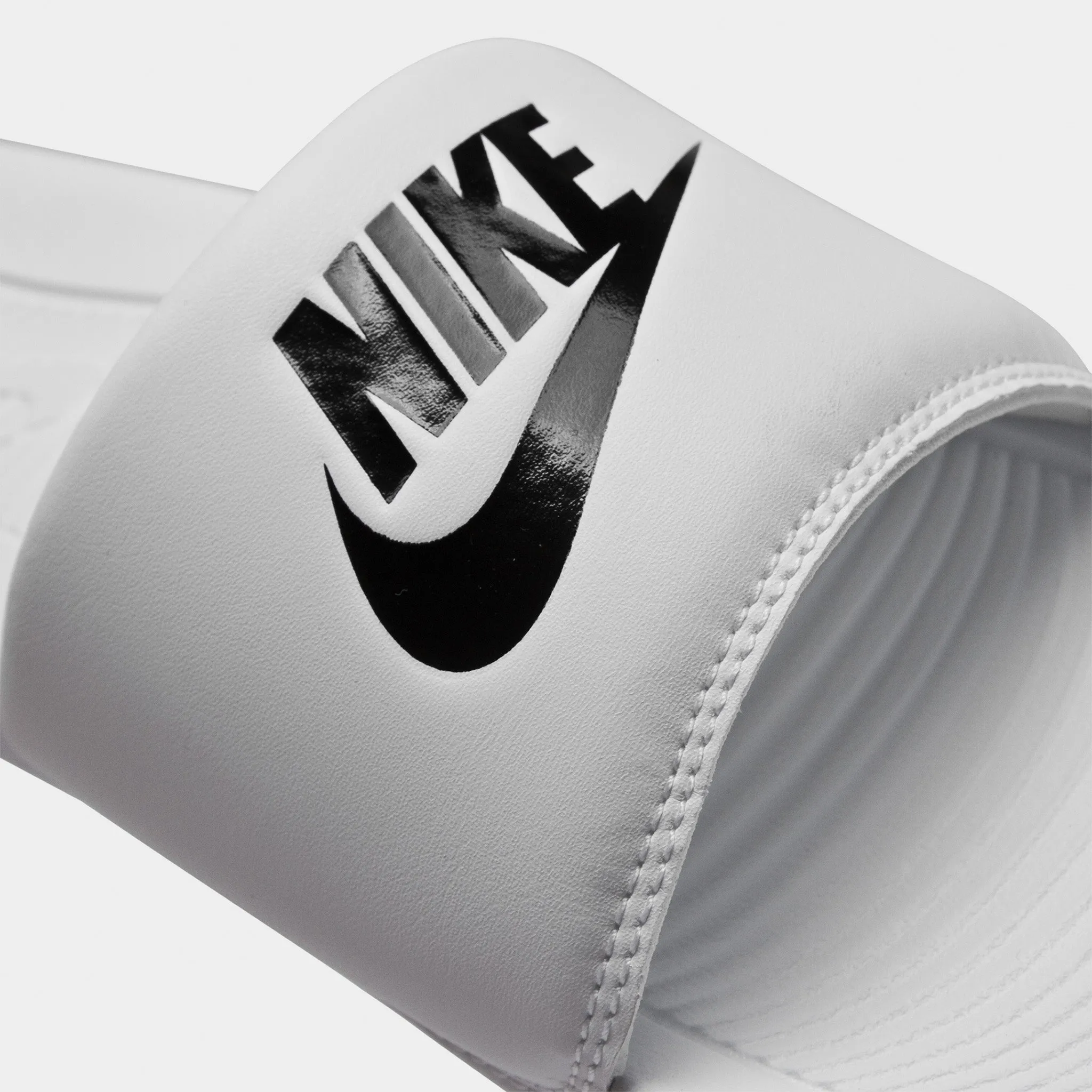 Nike Women's Victori One White / Black - White